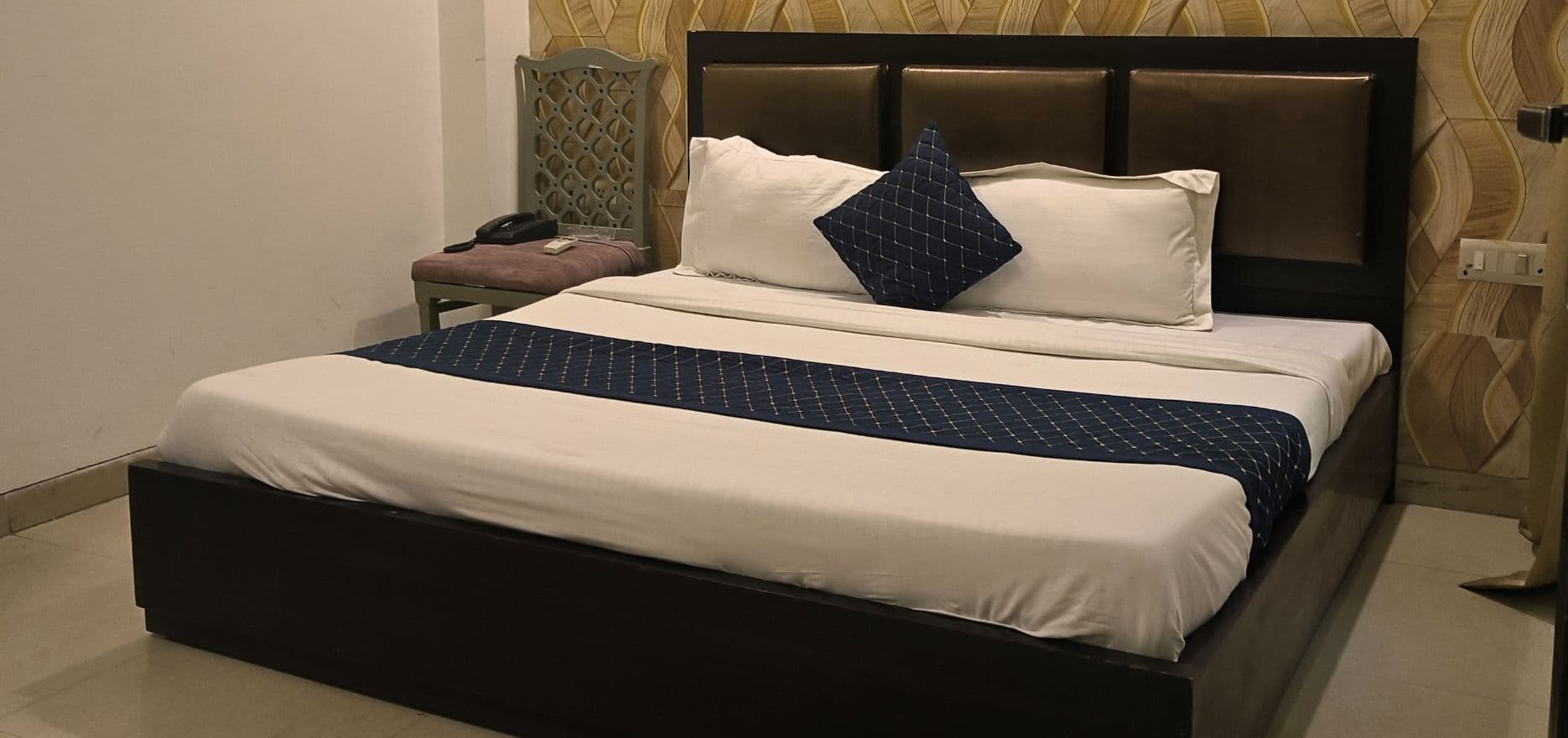 Room Image - undefined